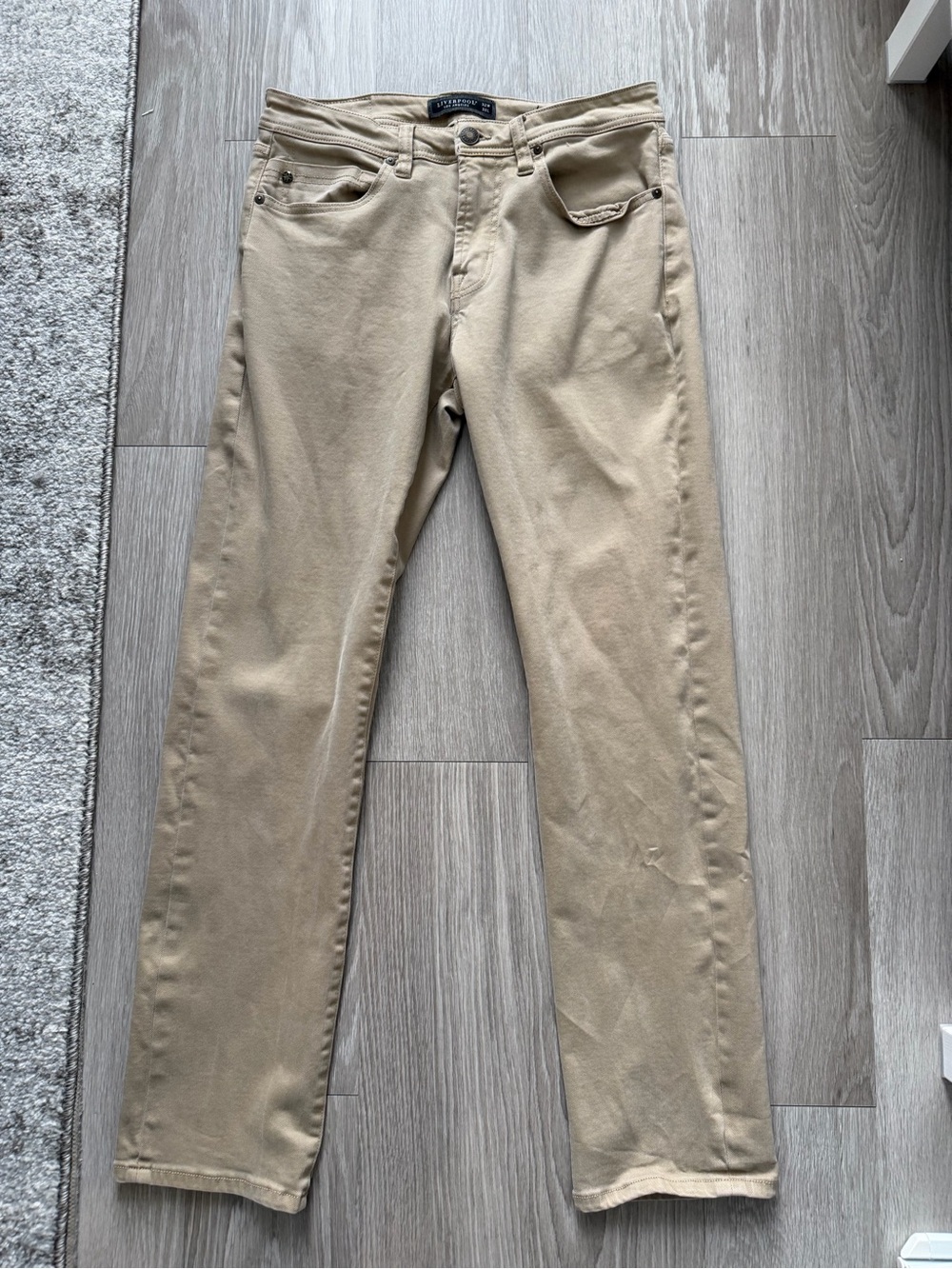 Liverpool Men’s Straight Jeans in Khaki